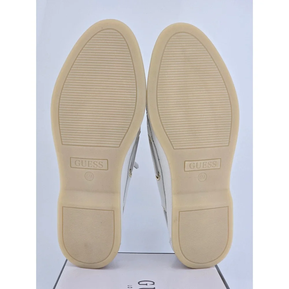 Guess Yomaya Boat Shoes Womens 6 White Leather Loafers Moccasins - NEW